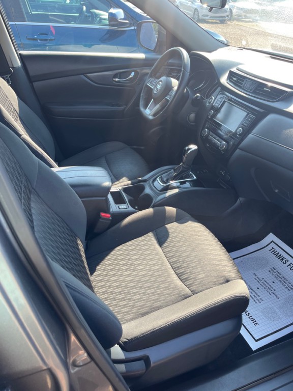 2020 Nissan Rogue Image 7