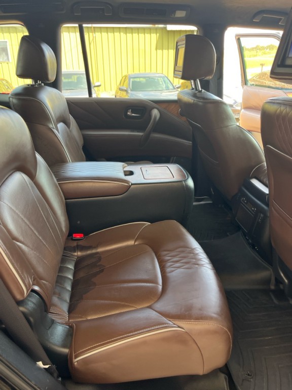 2017 INFINITI QX80 Image 13