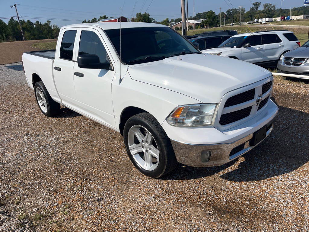 2013 RAM 1500 Image 2
