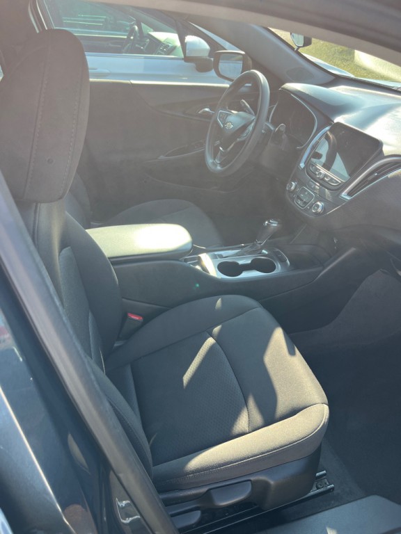 2019 Chevrolet Malibu Image 6