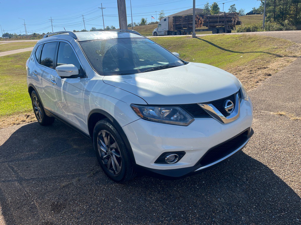 2015 Nissan Rogue Image 2