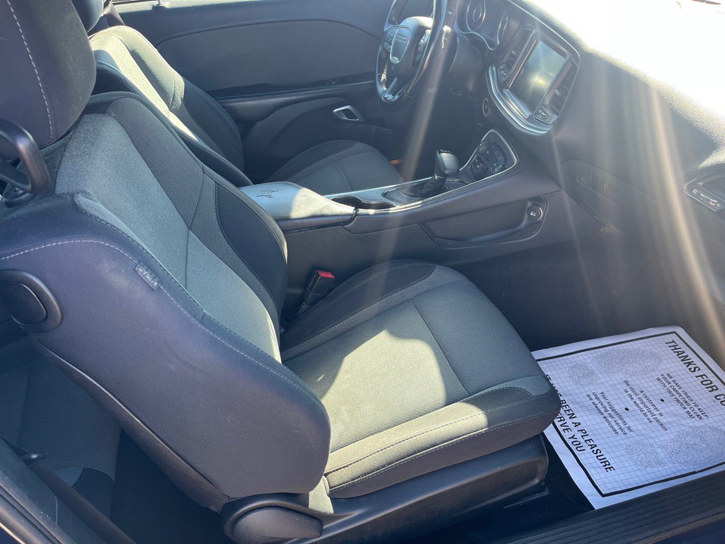 2016 Dodge Challenger Image 6