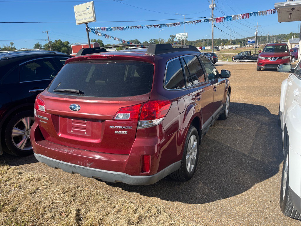 2011 Subaru Outback Image 3