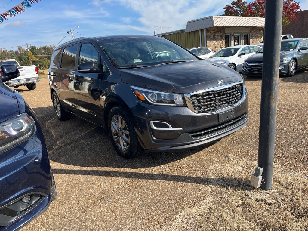 2020 Kia Sedona Image 2