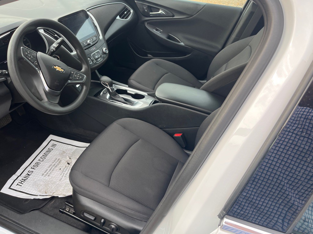 2021 Chevrolet Malibu Image 5