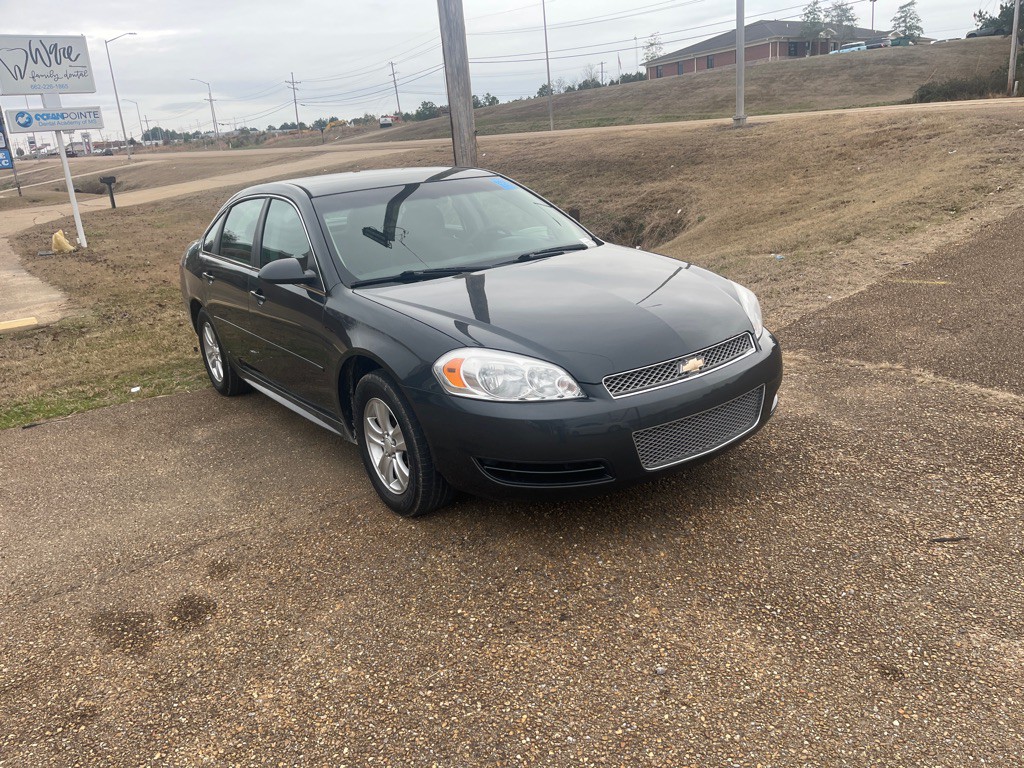 2012 Chevrolet Impala Image 2
