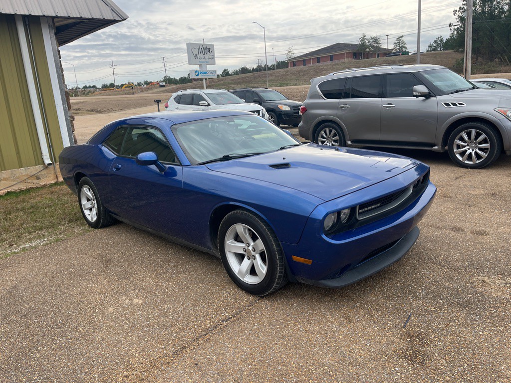 2012 Dodge Challenger Image 2
