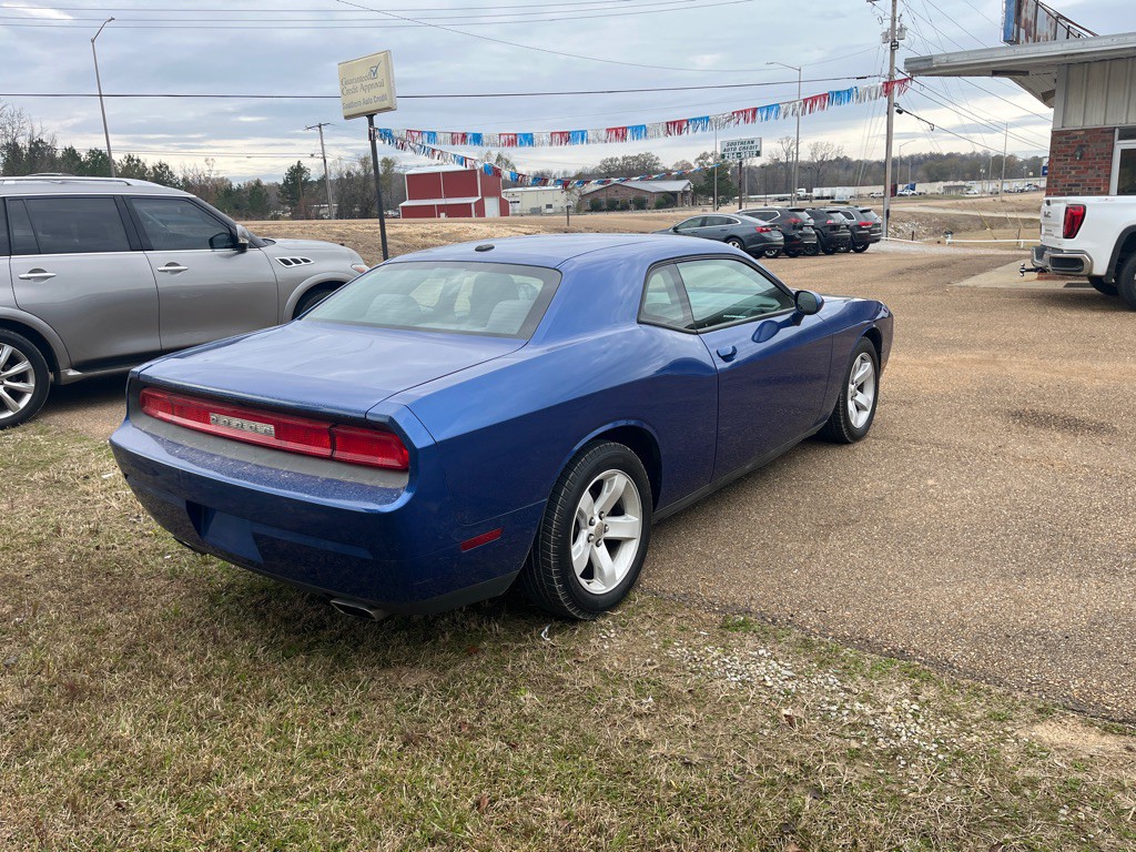 2012 Dodge Challenger Image 3