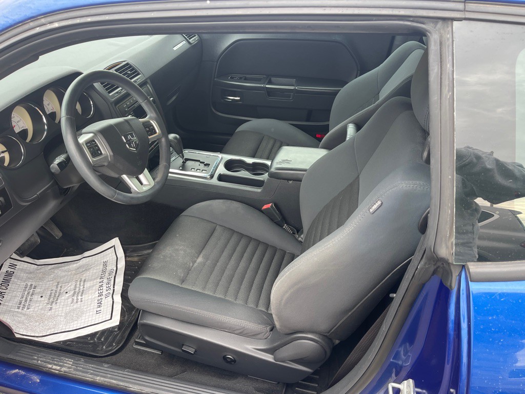 2012 Dodge Challenger Image 5