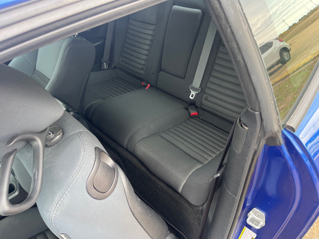 2012 Dodge Challenger Image 6