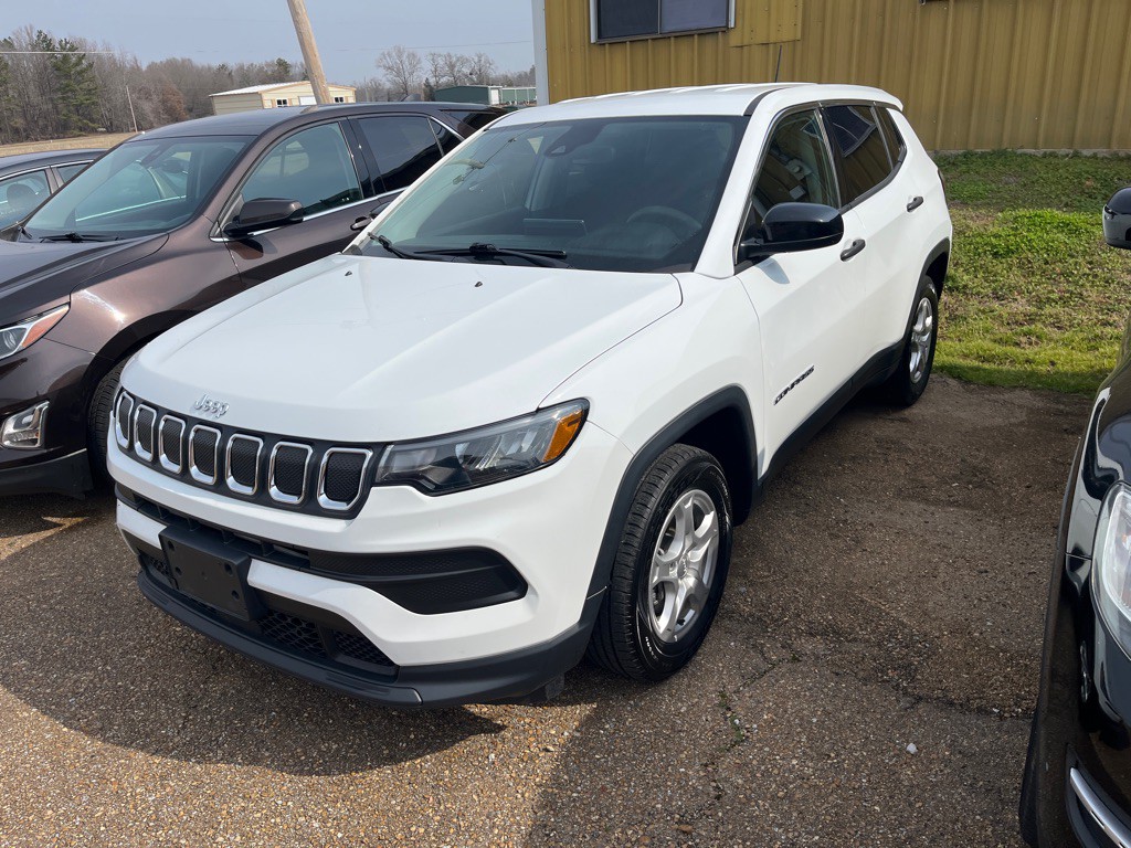 2022 Jeep Compass Image 1
