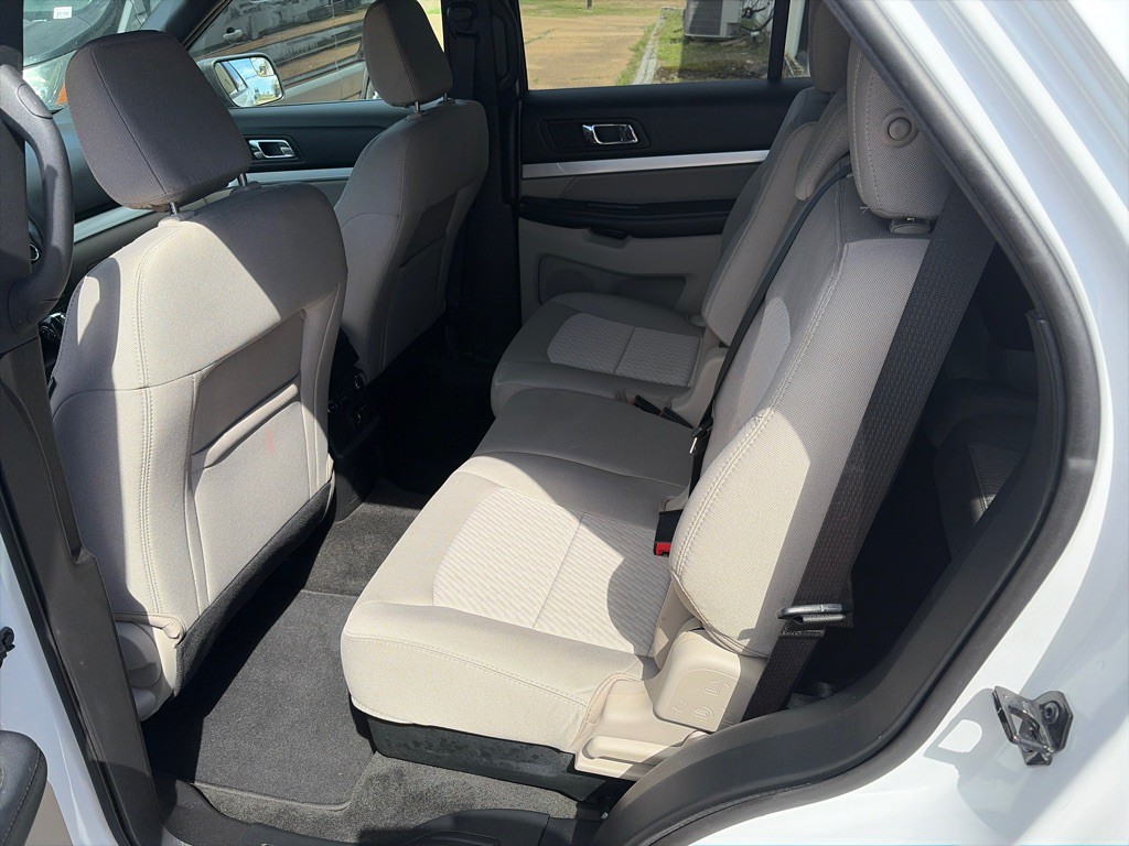 2018 Ford Explorer Image 5
