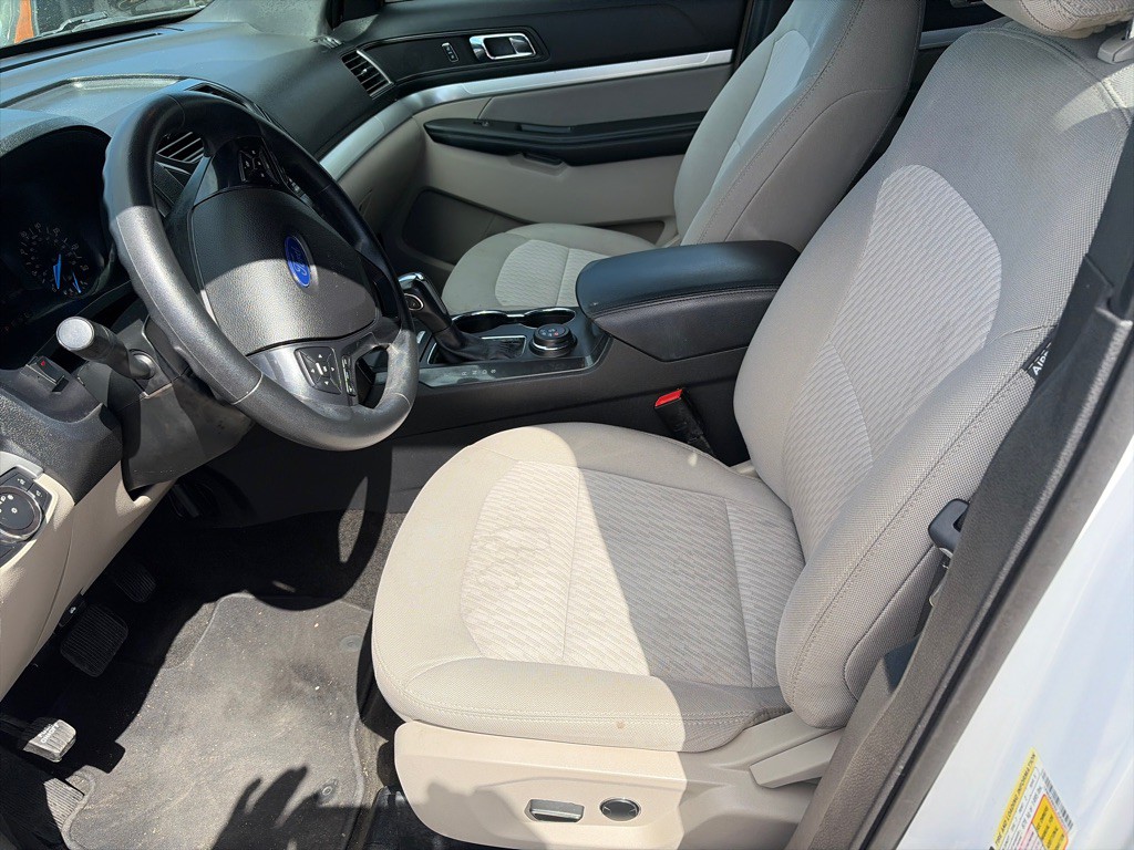 2018 Ford Explorer Image 8