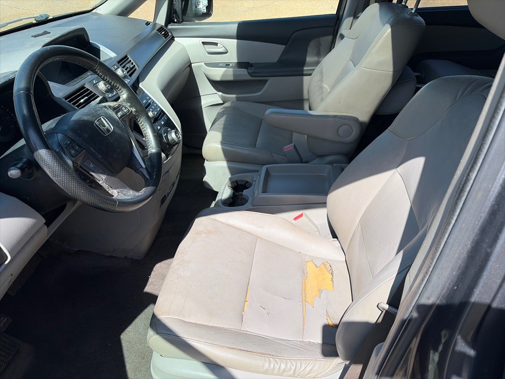 2013 Honda Odyssey Image 3