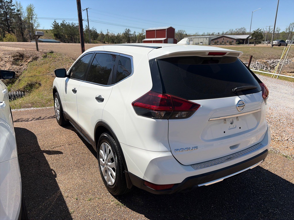 2020 Nissan Rogue Image 4