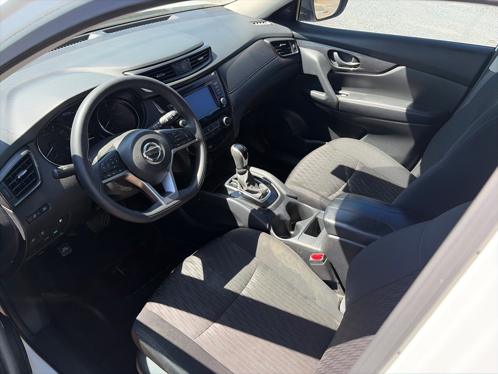 2020 Nissan Rogue Image 6