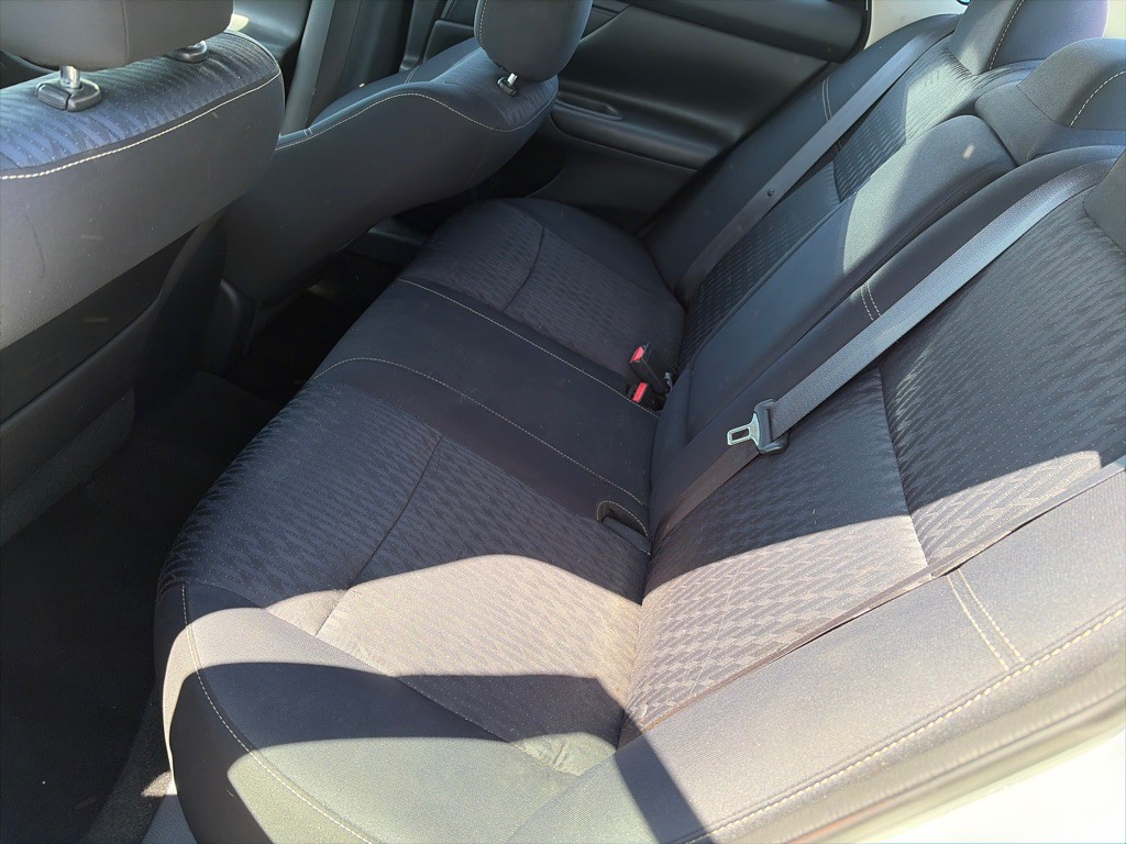 2018 Nissan Altima Image 5