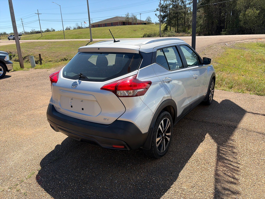 2019 Nissan Kicks Image 3