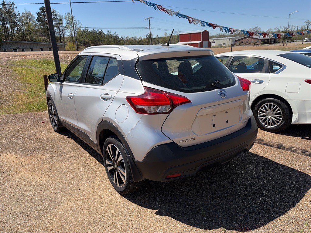 2019 Nissan Kicks Image 4