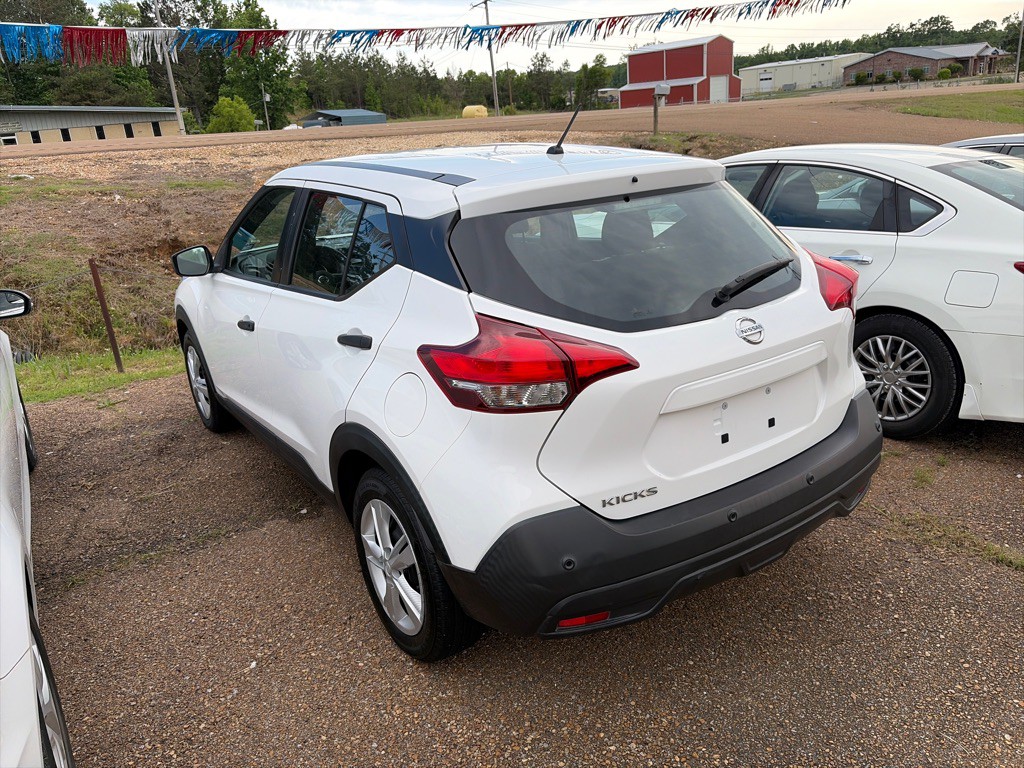 2020 Nissan Kicks Image 4