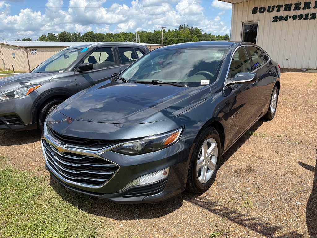 2019 Chevrolet Malibu Image 1