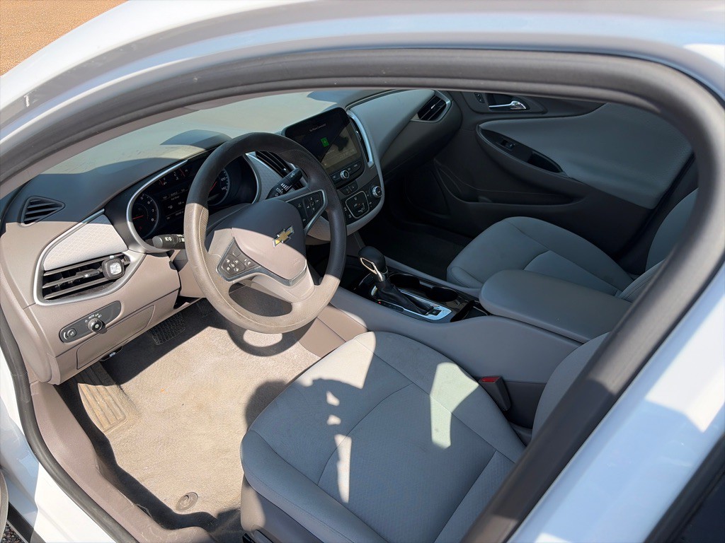 2023 Chevrolet Malibu Image 7