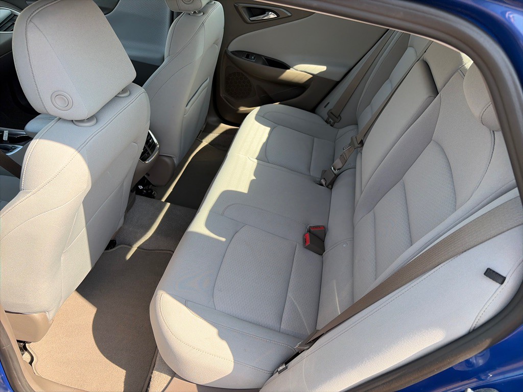 2023 Chevrolet Malibu Image 4