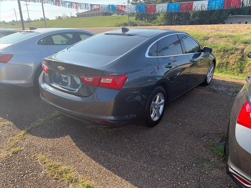 2021 Chevrolet Malibu Image 3