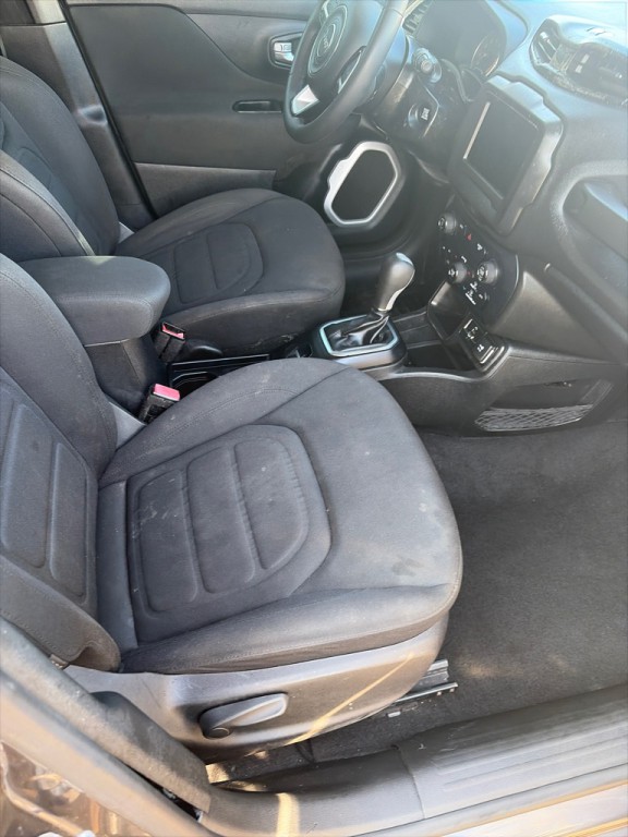2019 Jeep Renegade Image 6