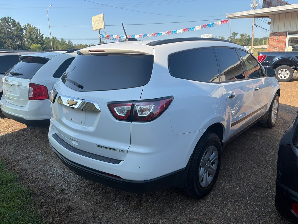 2016 Chevrolet Traverse Image 3