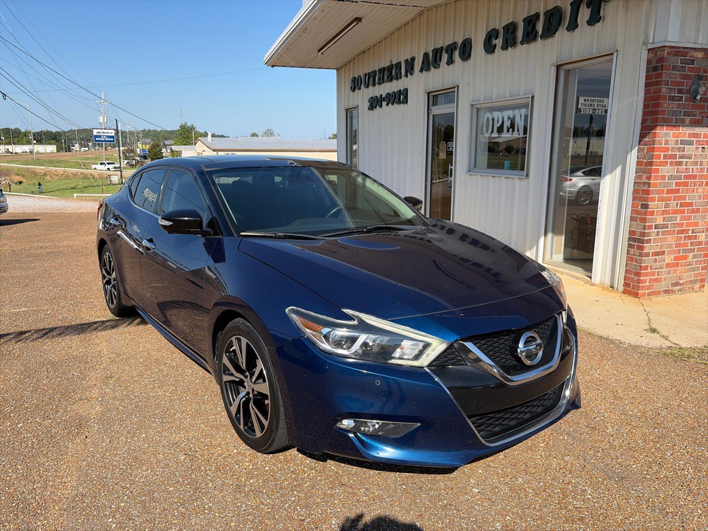 2018 Nissan Maxima Image 2
