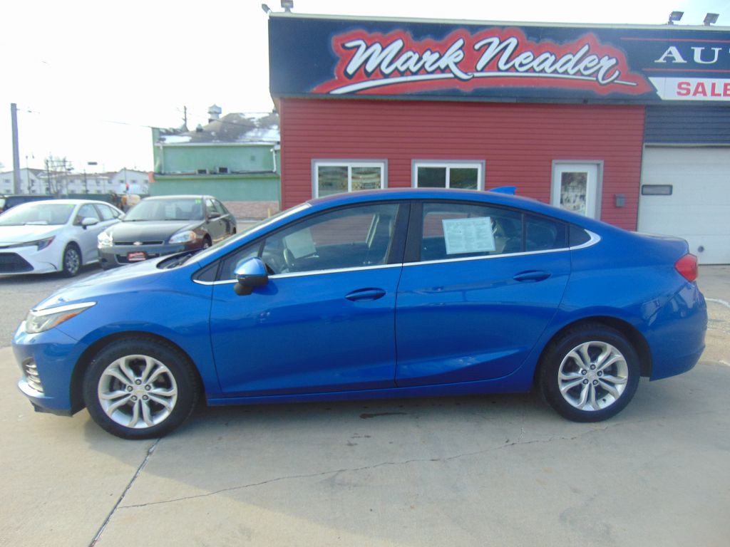 2019 Chevrolet Cruze Image 8