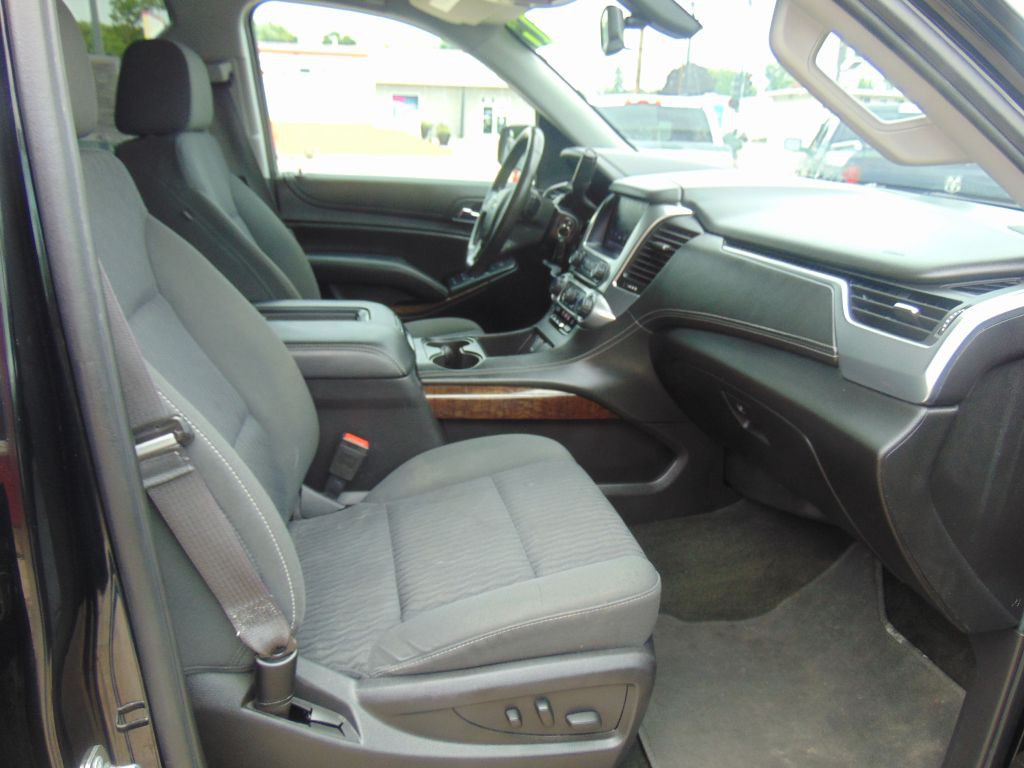 2017 Chevrolet Tahoe Image 10