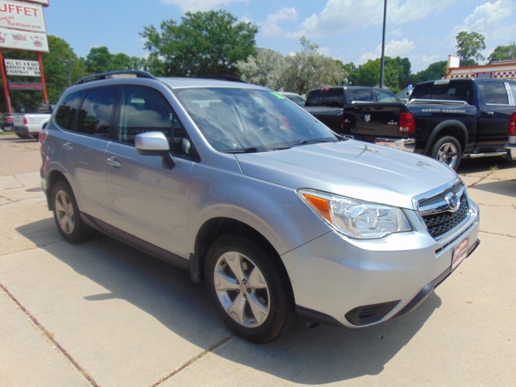 2016 Subaru Forester Image 3