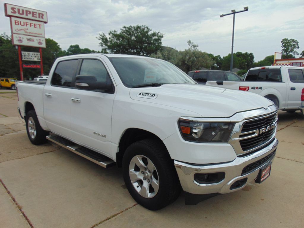 2020 RAM 1500 Image 3