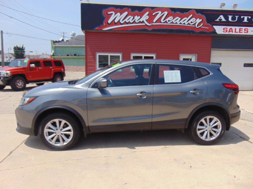 2018 Nissan Rogue Image 8
