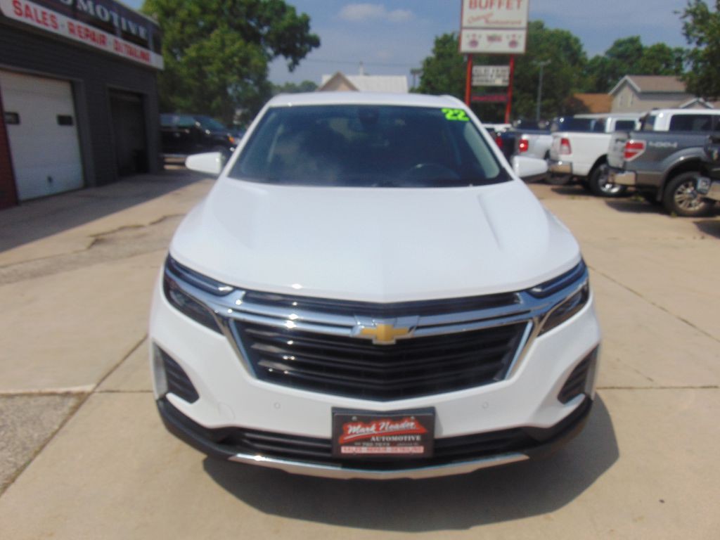 2022 Chevrolet Equinox Image 2