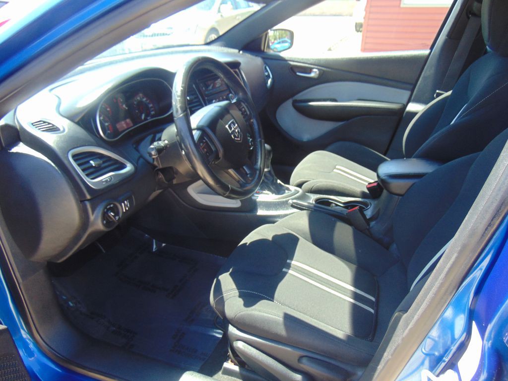 2013 Dodge Dart Image 11