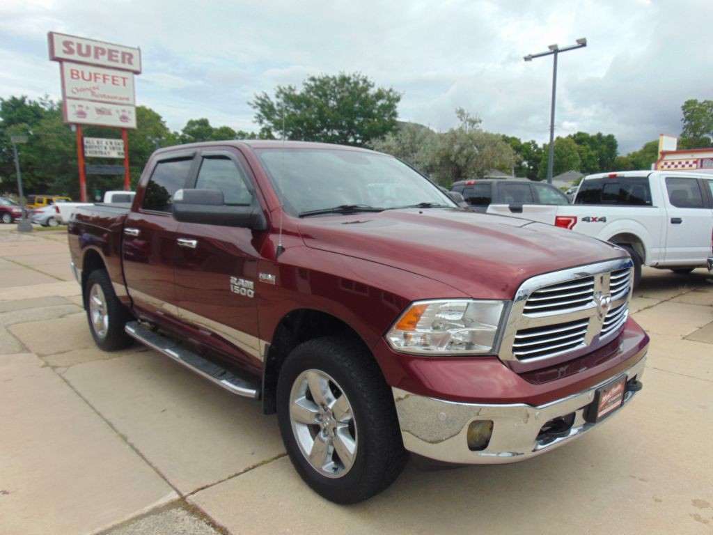 2016 RAM 1500 Image 3