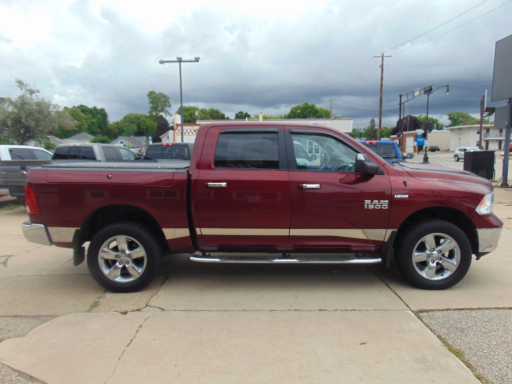 2016 RAM 1500 Image 4