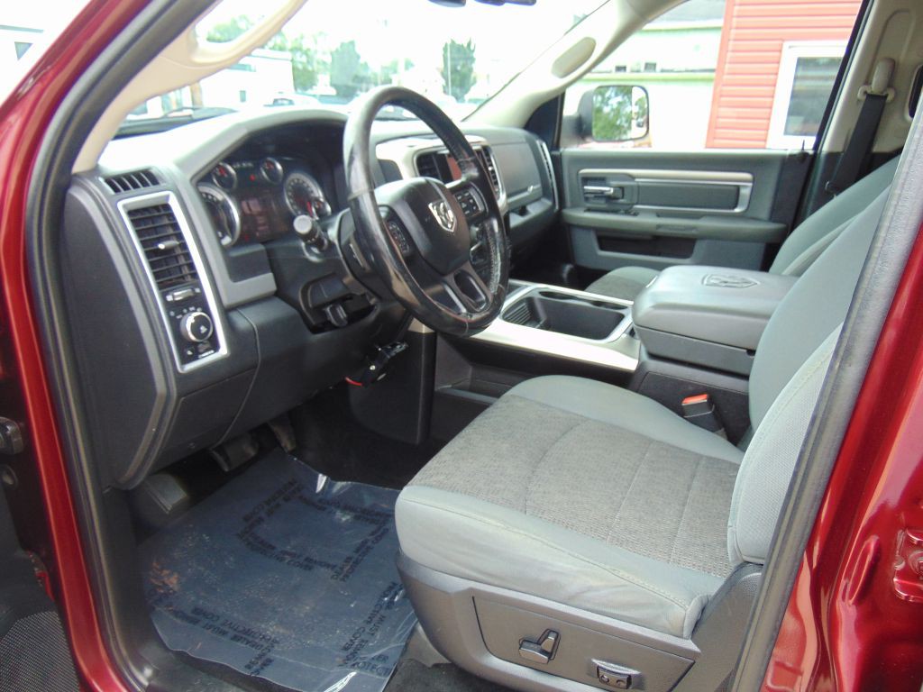 2016 RAM 1500 Image 11