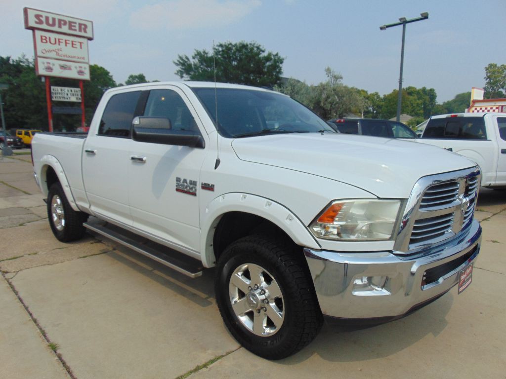 2014 RAM 2500 Image 3