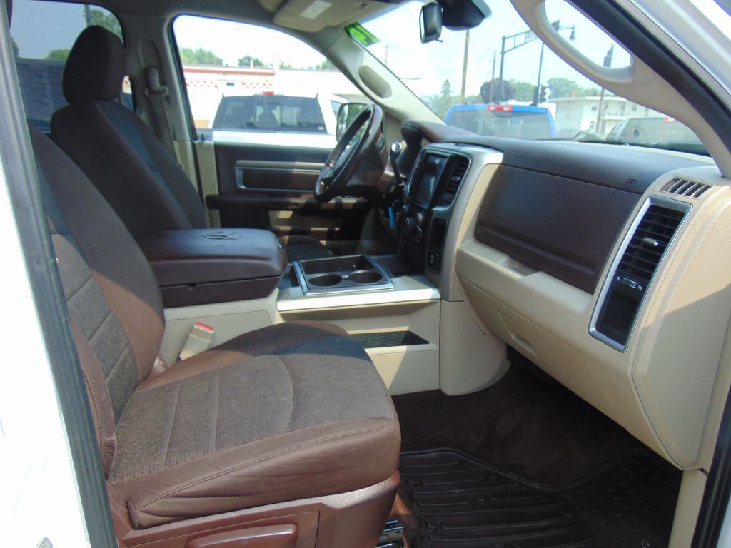 2014 RAM 2500 Image 10