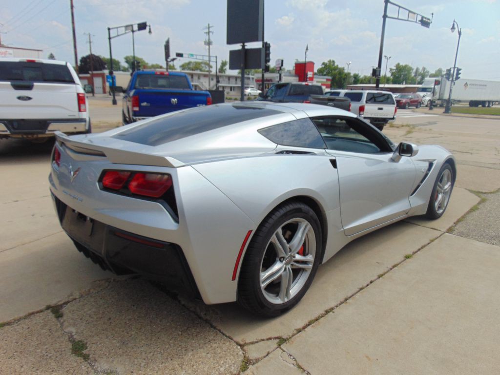 2016 Chevrolet Corvette Image 5