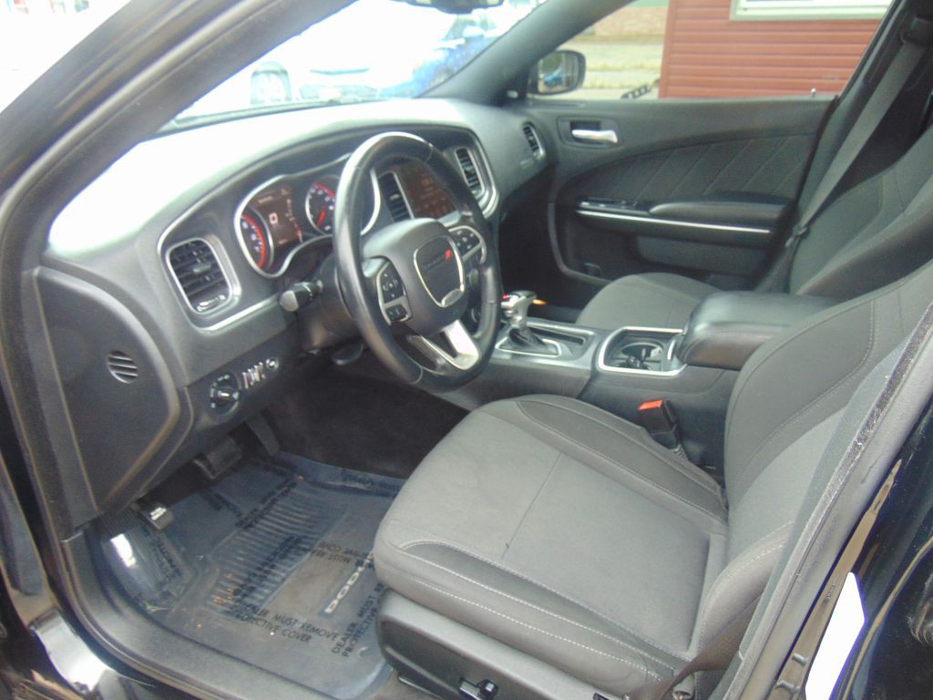 2015 Dodge Charger Image 11