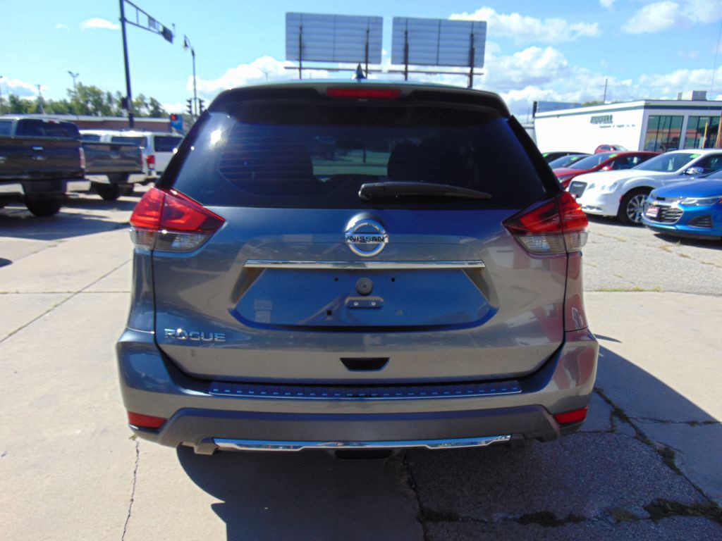 2017 Nissan Rogue Image 6