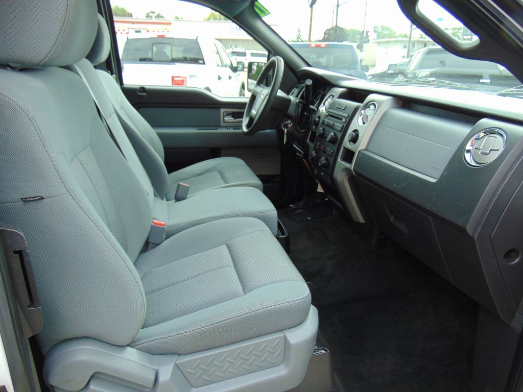 2011 Ford F-150 Image 10