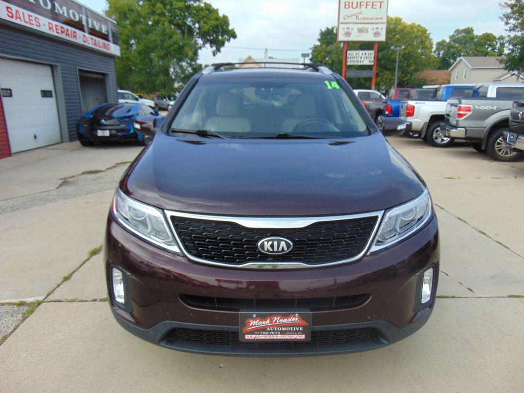 2014 Kia Sorento Image 2