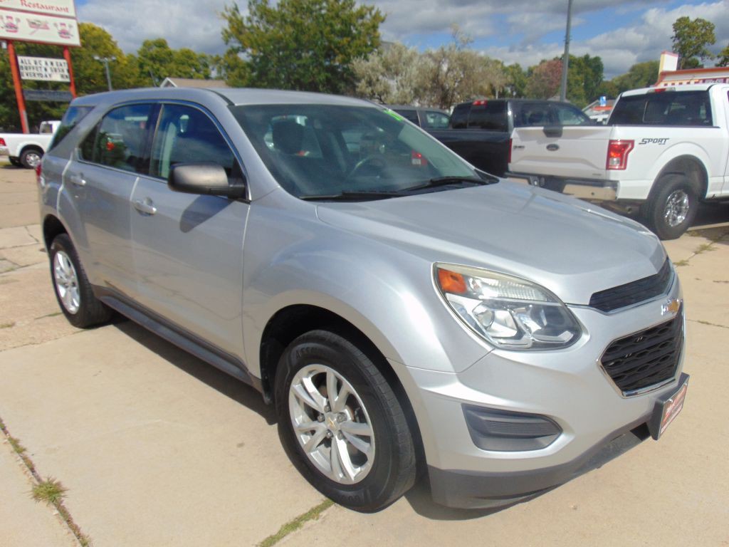 2017 Chevrolet Equinox Image 3
