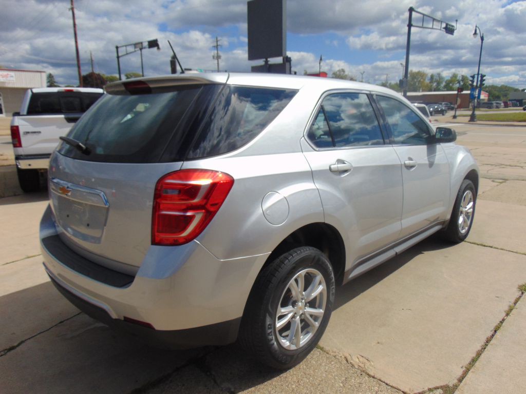 2017 Chevrolet Equinox Image 5
